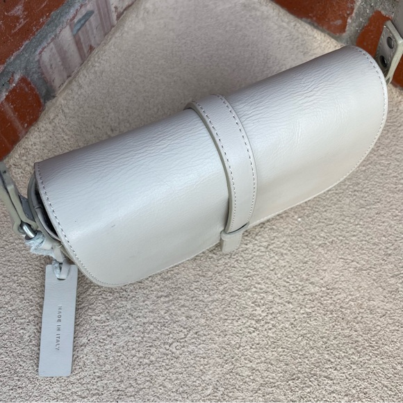 🆕American Eagle Outfitters Leather Crossbody in Khaki Cream made in Italy 🇮🇹 - Picture 6 of 11